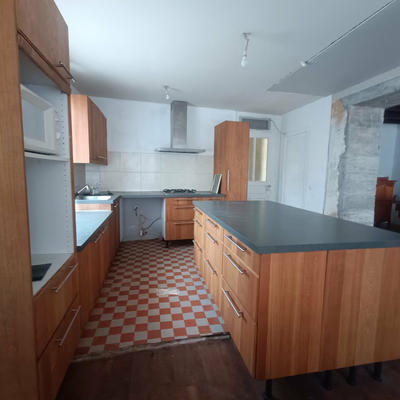 Maison de village - 100 m² - 5 pièces