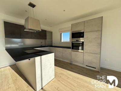 Maison - 98 m² - 5 pièces