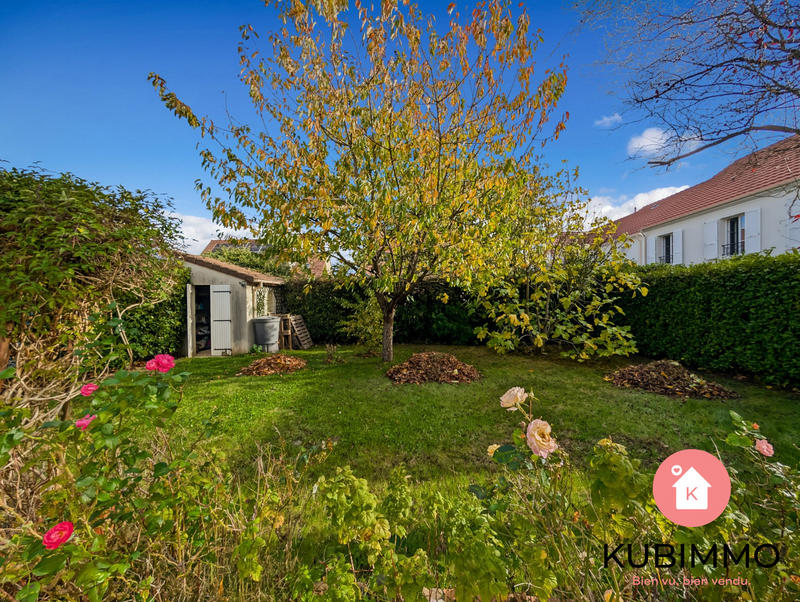 Maison traditionnelle - 121 m² - 6 pièces