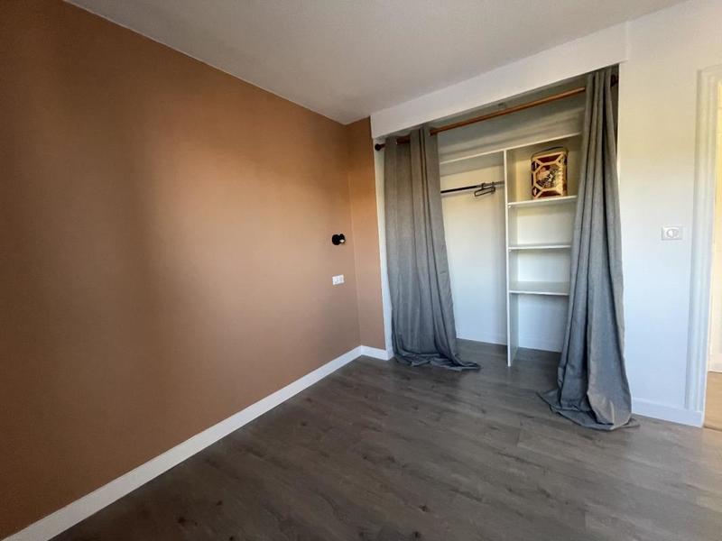 Appartement - 65 m² - 4 pièces