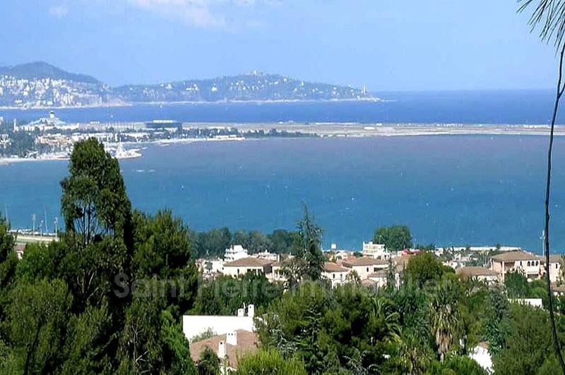 Appartement - 101 m² - 4 pièces