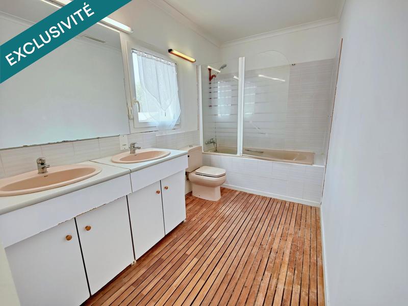 Maison - 182 m² - 8 pièces