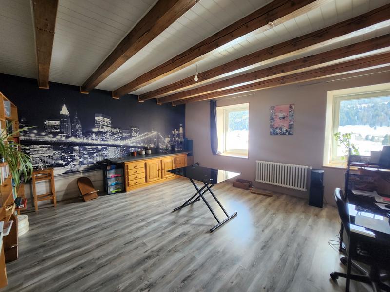 Maison - 312 m² - 9 pièces