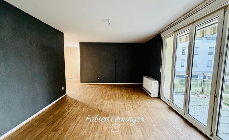 Appartement - 98 m² - 5 pièces