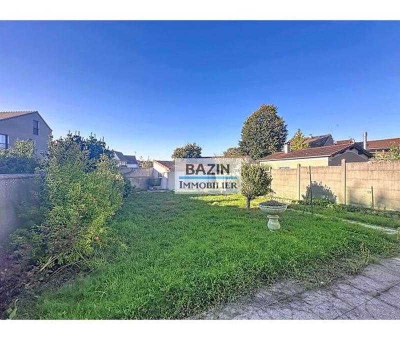 Maison traditionnelle - 106 m² - 5 pièces