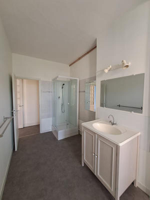 Appartement - 177 m² - 5 pièces