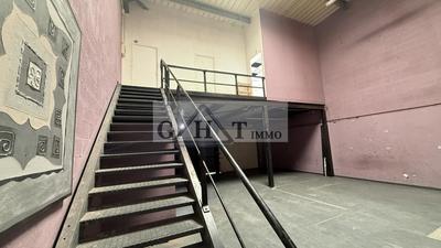 Entrepôt - 150 m²