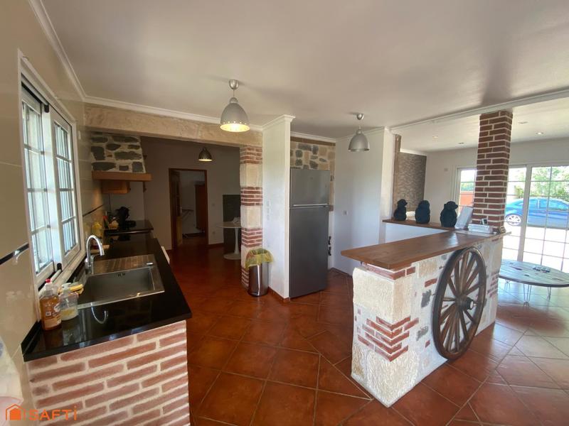 Maison - 148 m² - 5 pièces