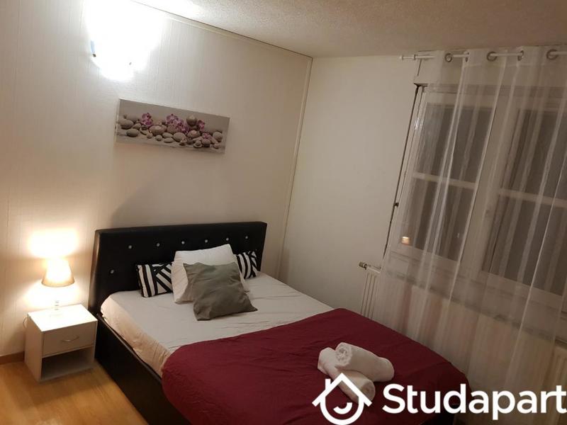 Chambre - 9 m² - 1 pièce