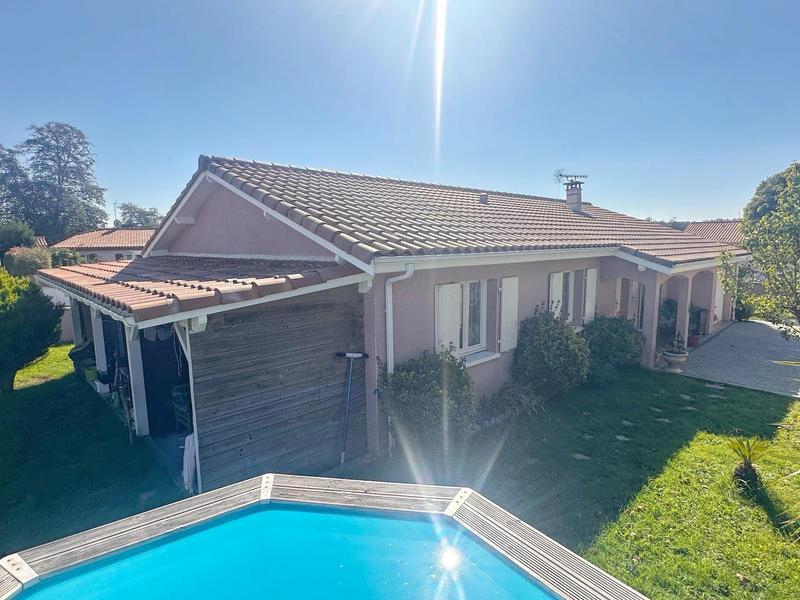 Villa - 100 m² - 6 pièces