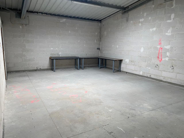 Local d'activités - 90 m²
