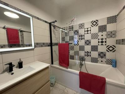 Appartement - 49 m² - 2 pièces