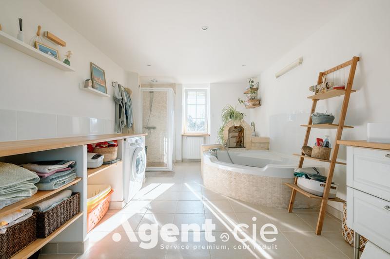 Maison ancienne - 150 m² - 6 pièces