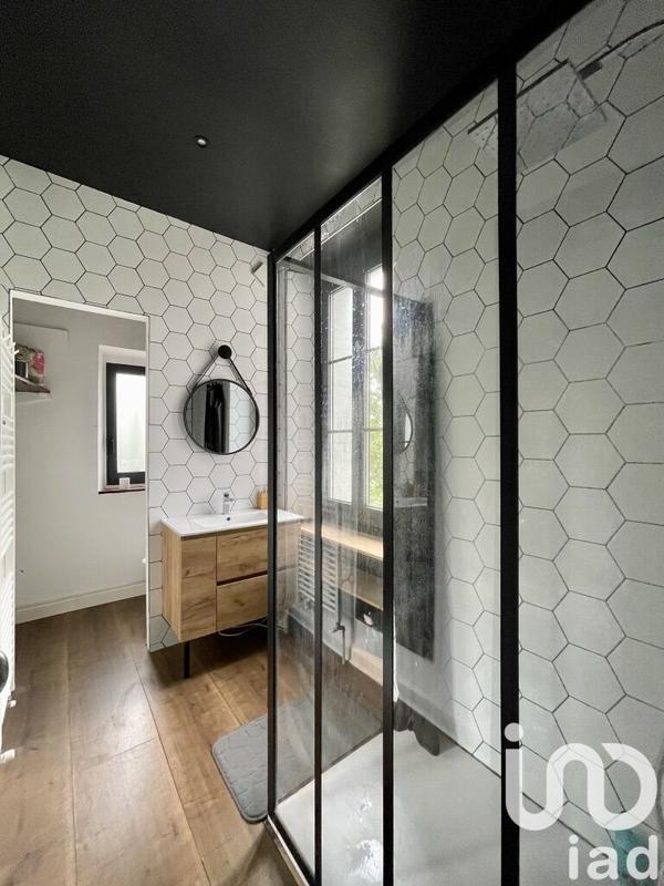 Maison - 137 m² - 6 pièces