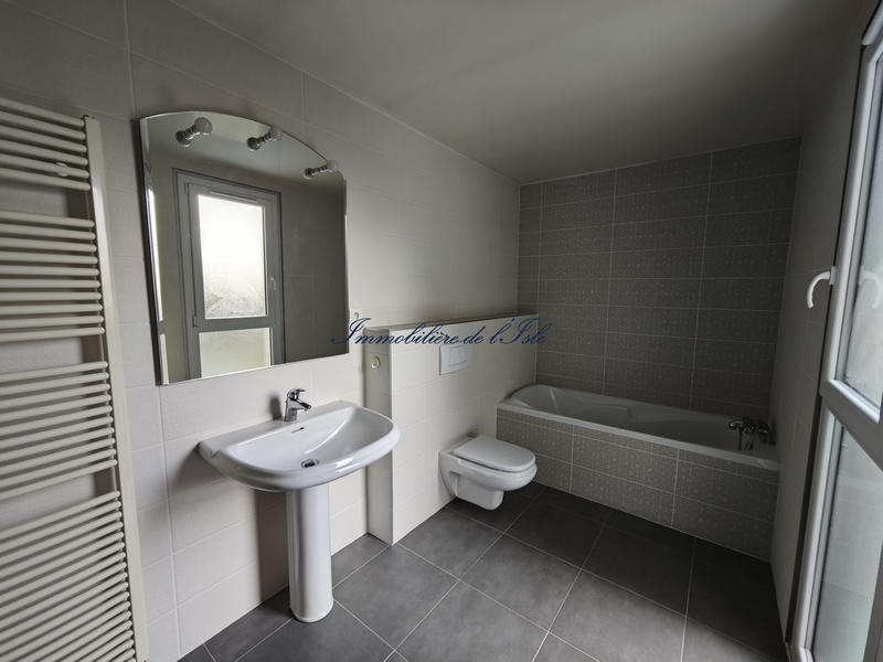 Maison - 265 m² - 12 pièces