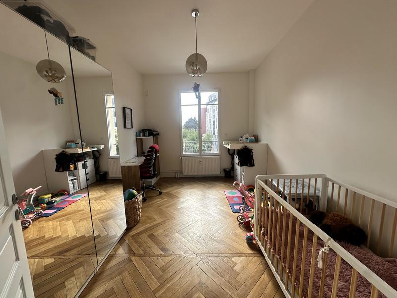 Appartement - 89 m² - 5 pièces