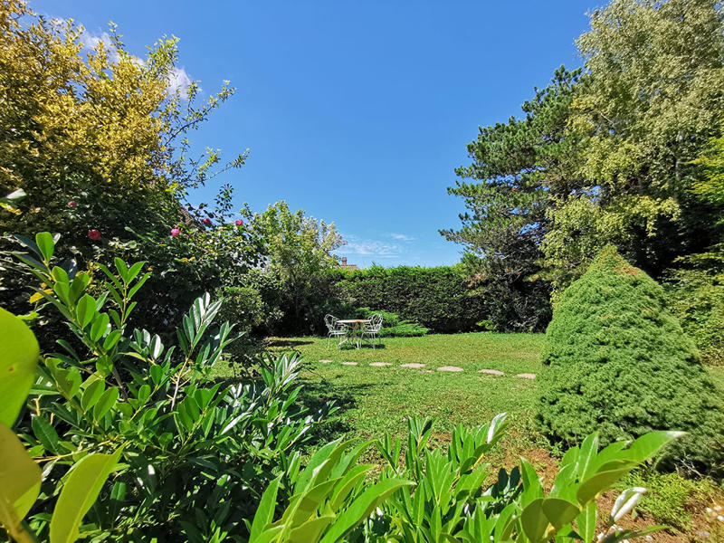 Maison - 157 m² - 9 pièces