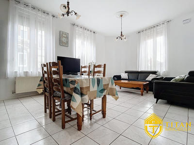 Maison - 99 m² - 3 pièces