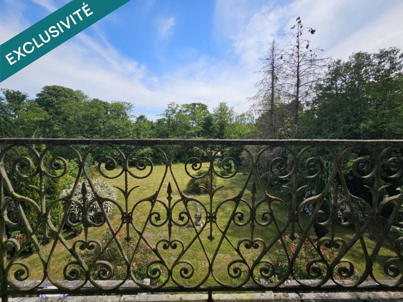 Château - 337 m² - 10 pièces