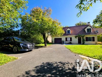 Maison - 140 m² - 6 pièces