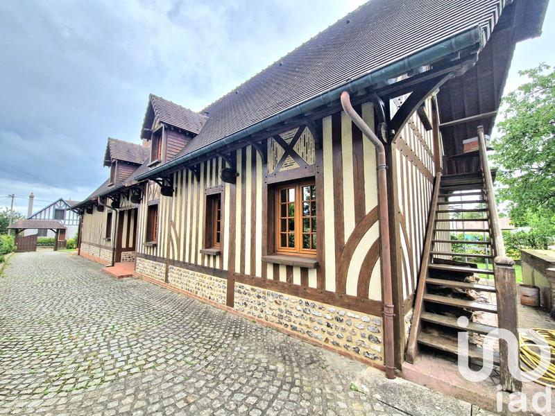 Maison - 242 m² - 9 pièces