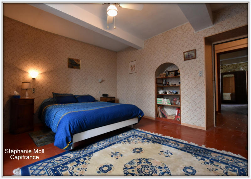 Maison - 209 m² - 8 pièces