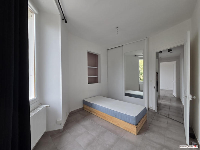 Appartement - 98 m² - 5 pièces