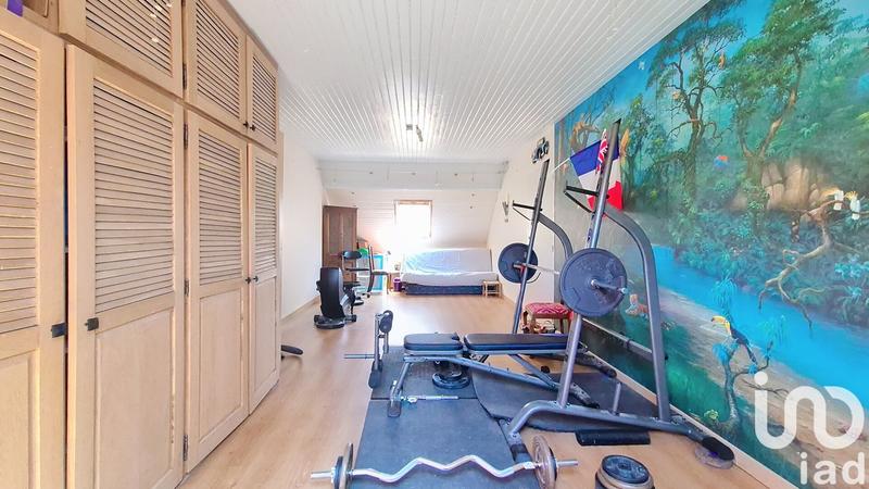 Maison - 340 m² - 9 pièces