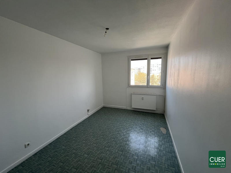 Appartement - 102 m² - 4 pièces