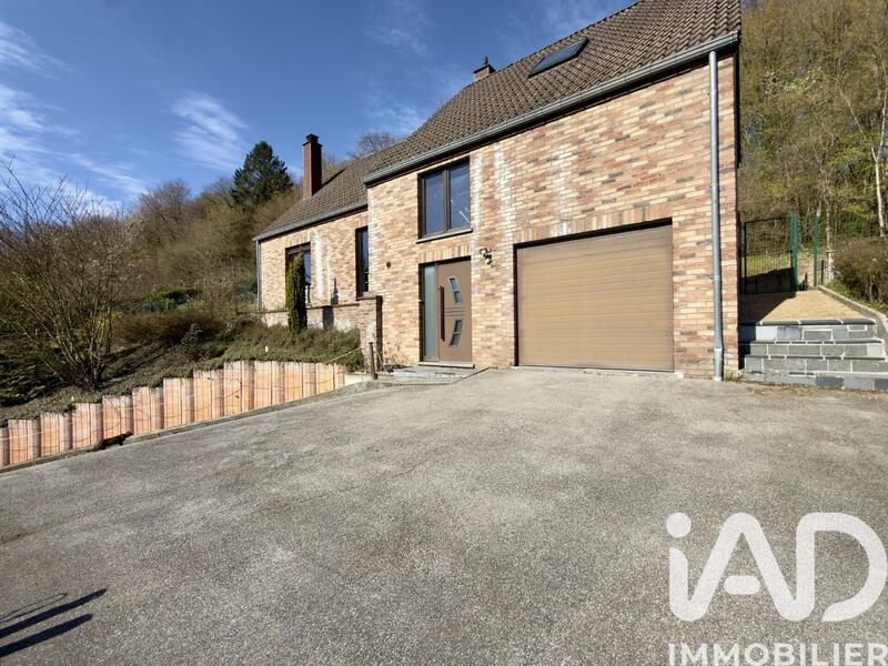 Maison - 140 m² - 8 pièces