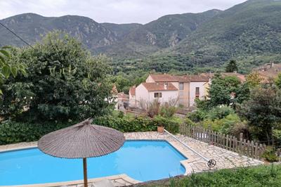 Propriété - 180 m² - 6 pièces