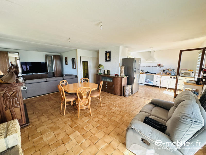 Maison - 80 m² - 4 pièces