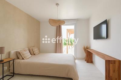 Pavillon - 97 m² - 5 pièces