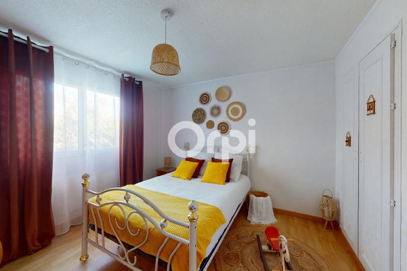 Maison - 197 m² - 6 pièces