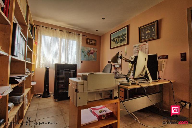 Maison - 195 m² - 6 pièces