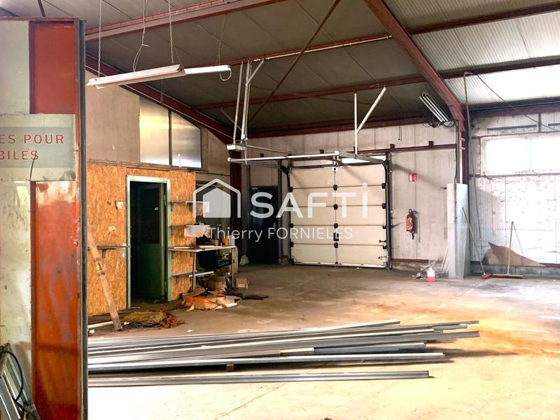 Local commercial - 1 500 m² - 15 pièces