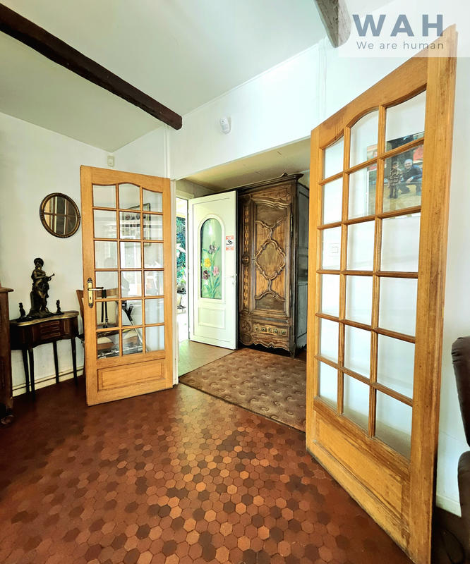 Villa - 152 m² - 8 pièces