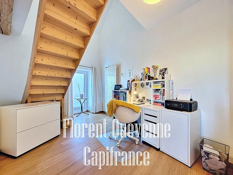 Maison en pierre - 142 m² - 7 pièces