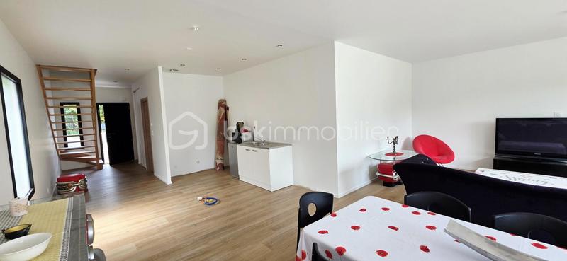 Maison - 115 m² - 5 pièces