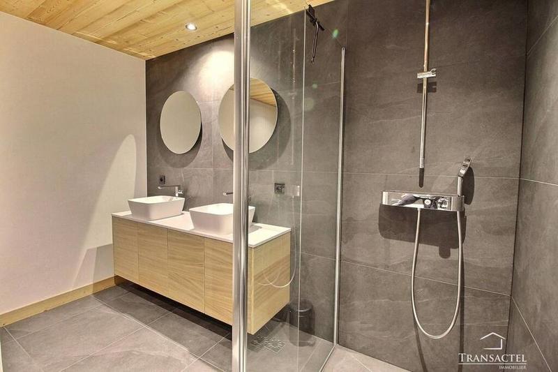 Châlet - 269 m² - 7 pièces