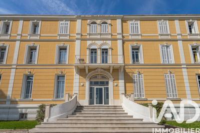 Appartement - 105 m² - 5 pièces