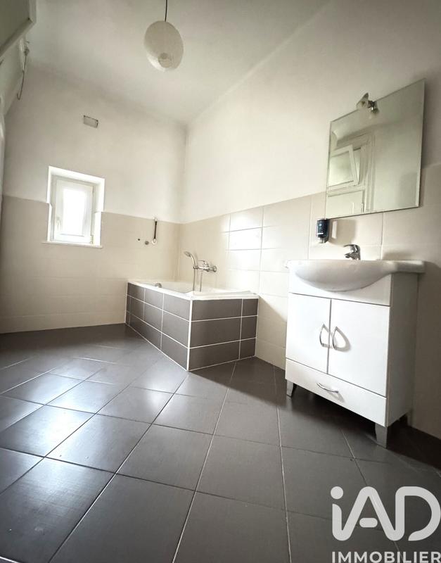 Appartement - 80 m² - 3 pièces