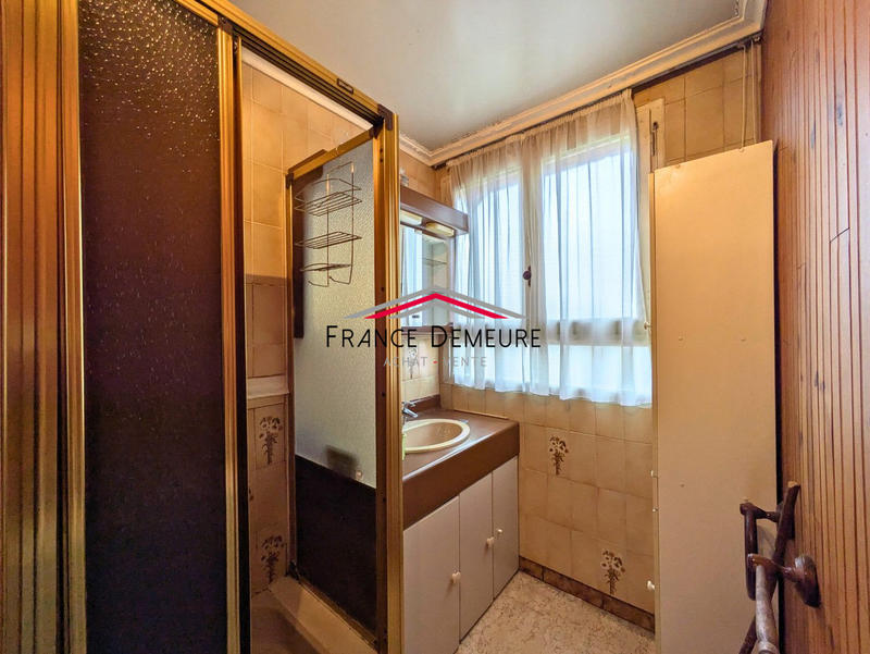 Appartement - 70 m² - 4 pièces