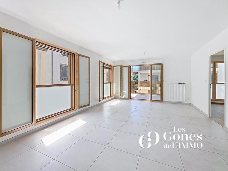 Appartement - 85 m² - 4 pièces