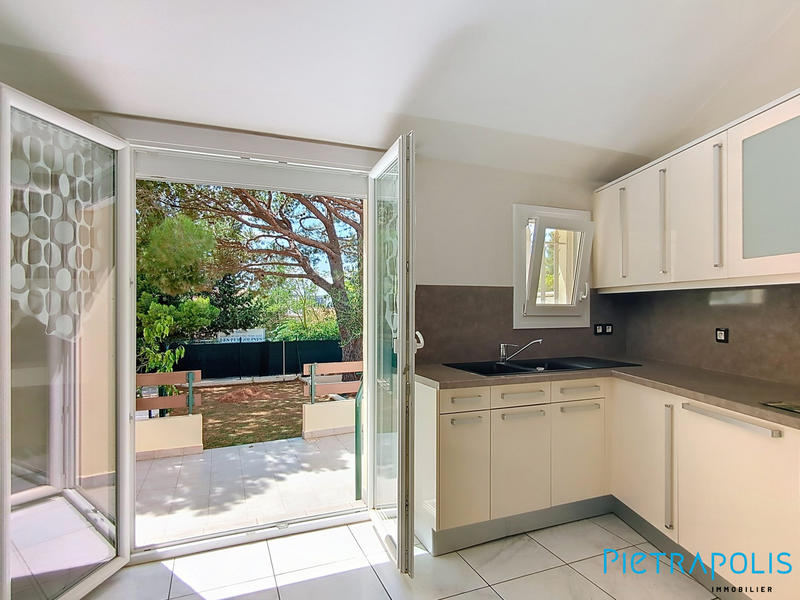 Maison - 98 m² - 4 pièces