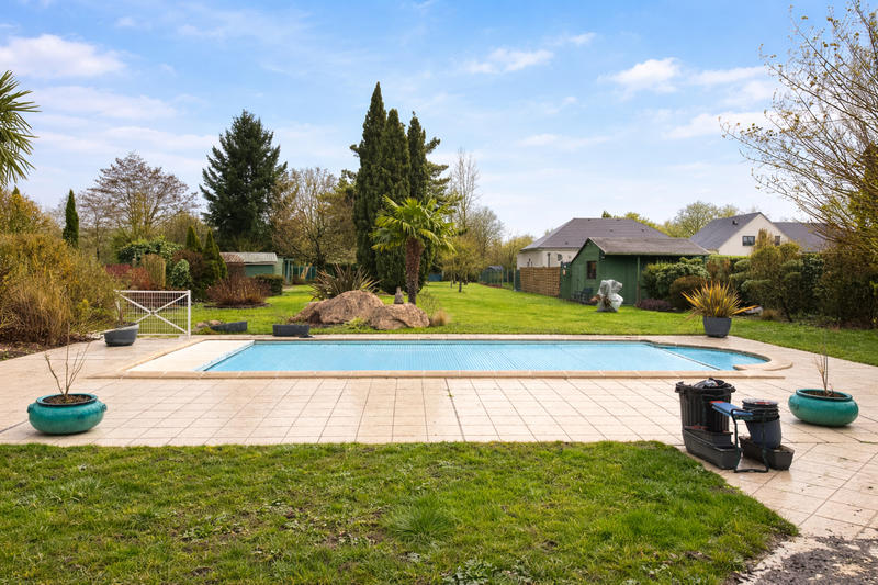 Maison - 177 m² - 6 pièces