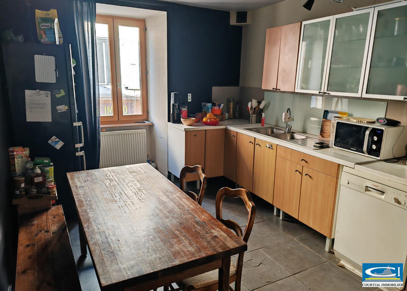 Maison - 170 m² - 6 pièces
