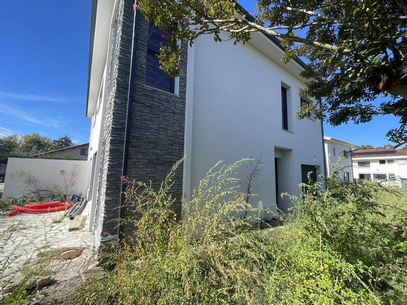 Villa - 125 m² - 6 pièces