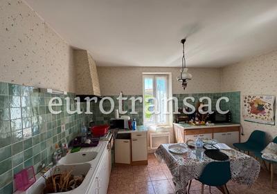 Maison - 122 m² - 5 pièces