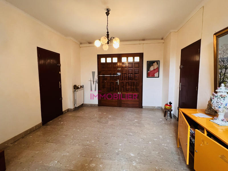 Maison - 183 m² - 7 pièces